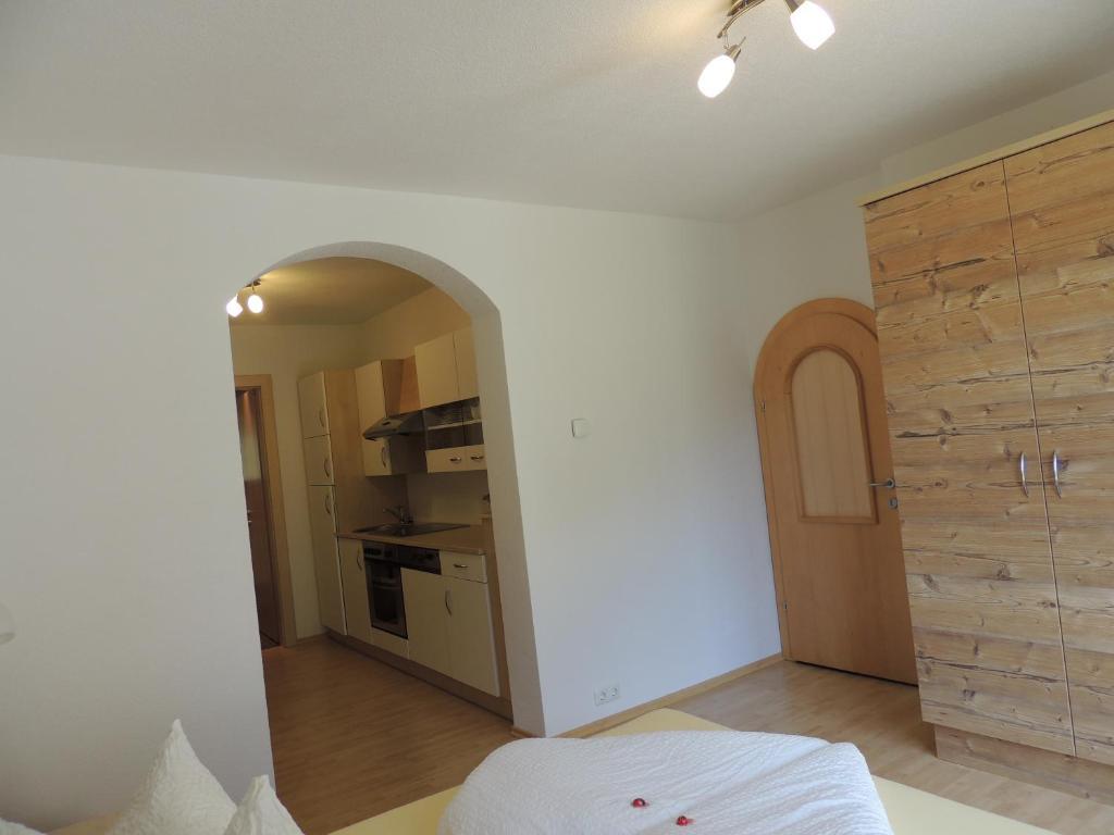 Haeus'L Am Ruan Aparthotel Berwang Quarto foto